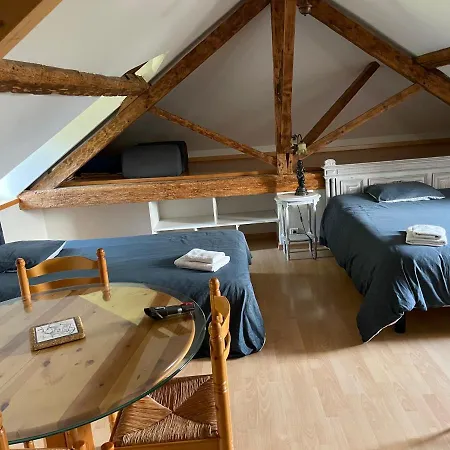 Demeure Du Nid De La Creation Apartment